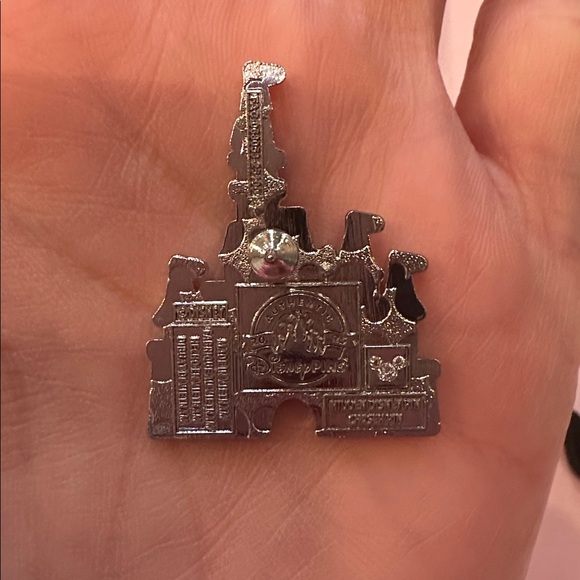 Walt Disney World 2025 Hidden Disney Mickey Wave B Chernabog Castle Chaser pin - Picture 3 of 3
